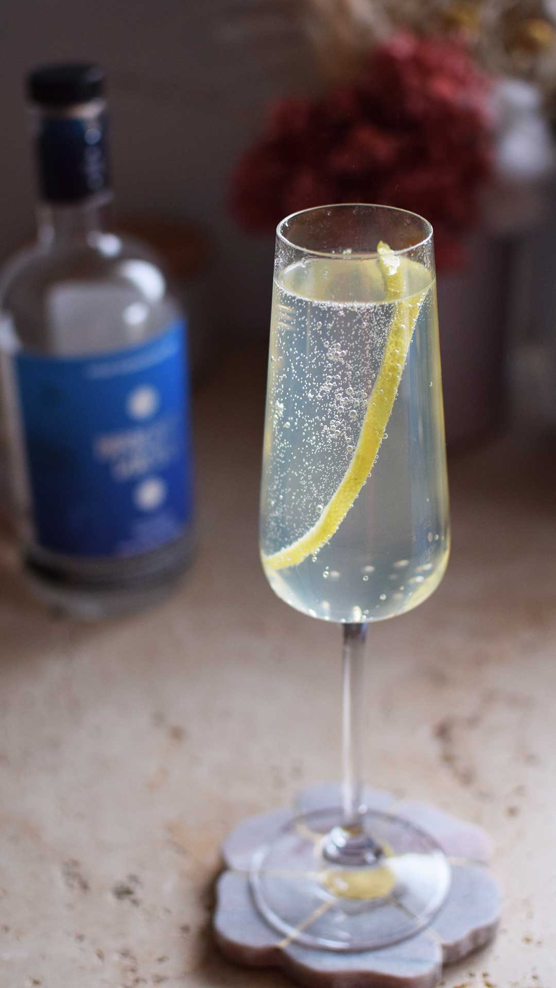French 75 Gin cocktail